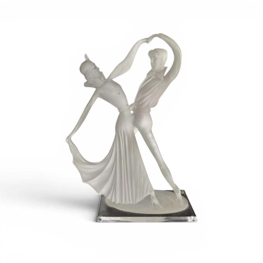 Lucite Dancing Couple Sculpture – Vintage 1960s – Mid Century Statue
